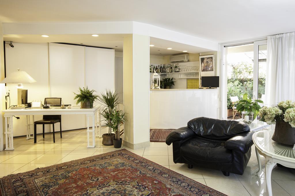 ريميني Residence Fellini المظهر الخارجي الصورة