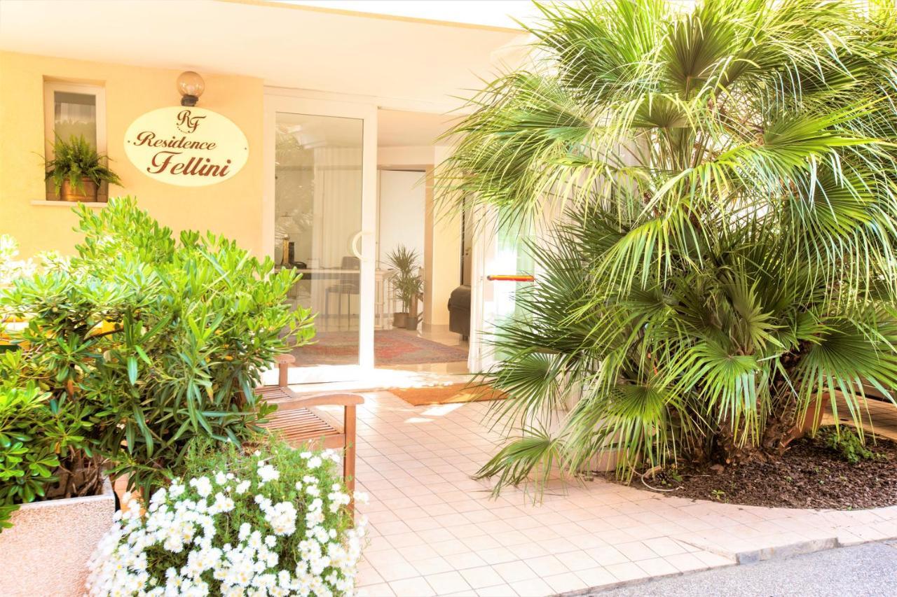 ريميني Residence Fellini المظهر الخارجي الصورة